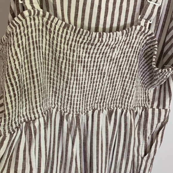 Old Navy brown/gray and cream Striped Jumpsuit with Relaxed Fit - Picture 3 of 7
